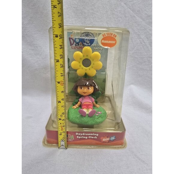 2003 Dora The Explorer Daydreaming Spring Clock & Picture/Memo Holder Flower NEW - Picture 2 of 5